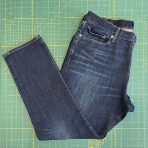 LUCKY Brand Men's Athletic Fit Blue Jeans